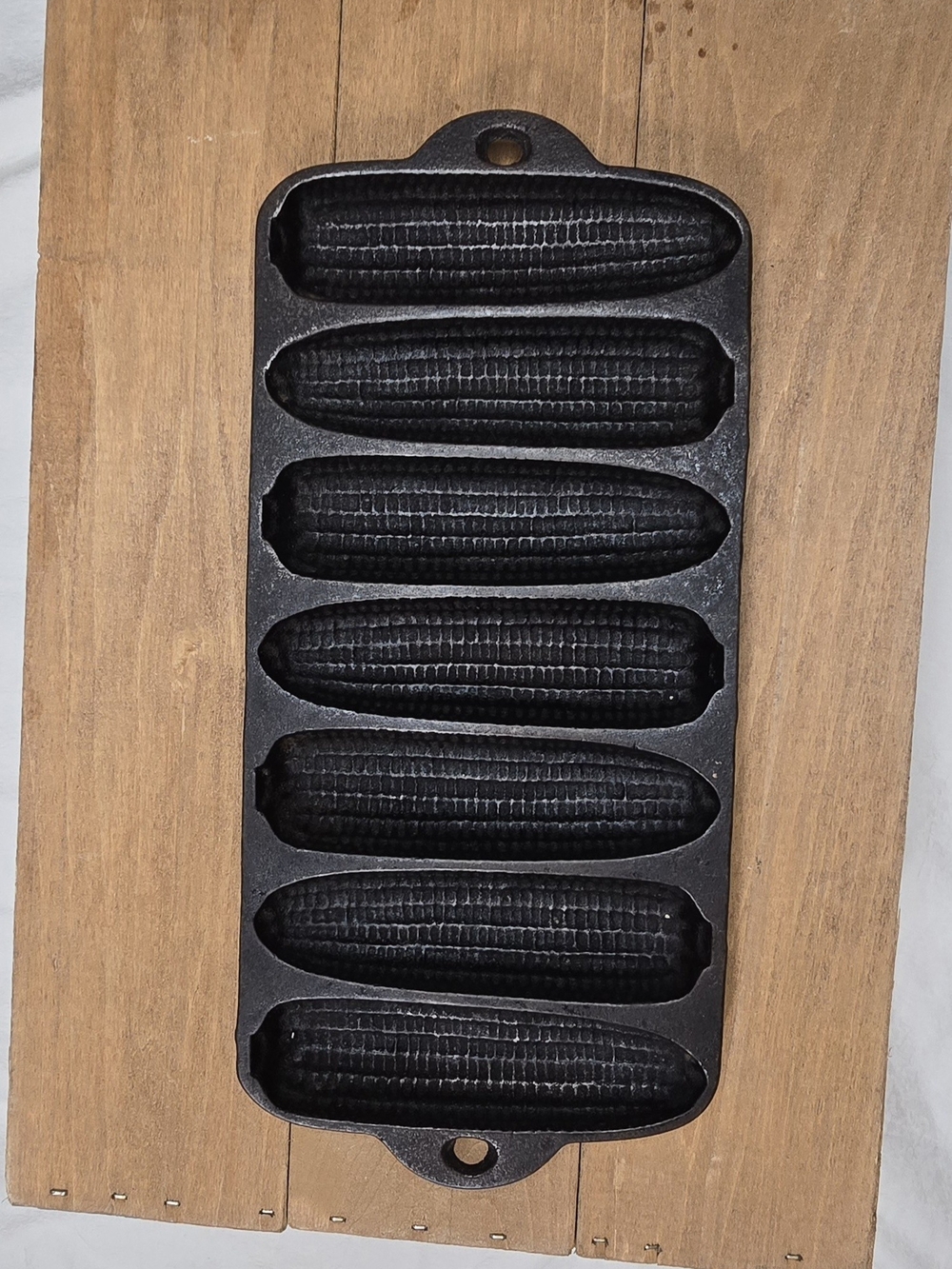 Cast Iron Cornstick Pan - Black